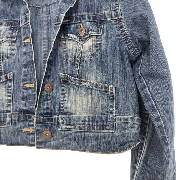 Xhilaration Womens Cropped Denim Jacket SZ XL Blue Button Front Distressed Style - Picture 13 of 15